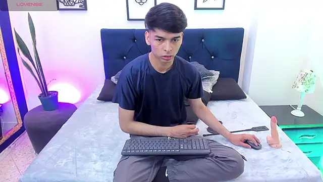 OnlyJos online show from October 16, 8:06 pm