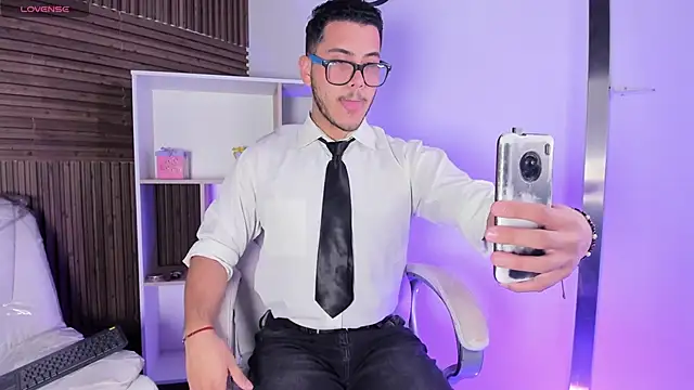 Axel grey  online show from October 31, 12:41 pm