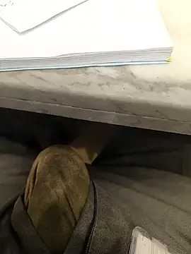 hotboy43339 online show from November 7, 7:01 am