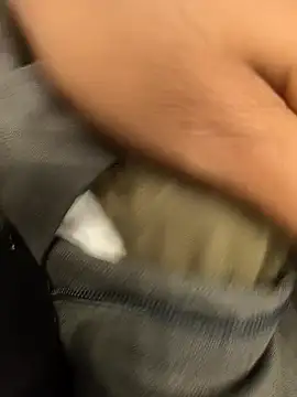 hotboy43339 online show from November 5, 4:36 am