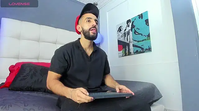 Yiyo10  online show from February 7, 4:41 am