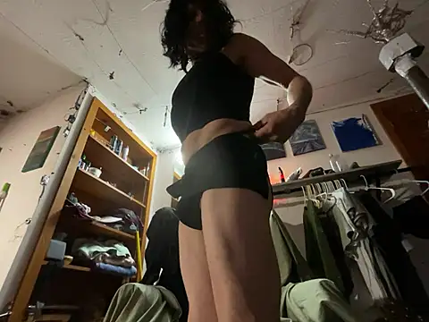 bifreakyfun online show from February 18, 1:31 pm