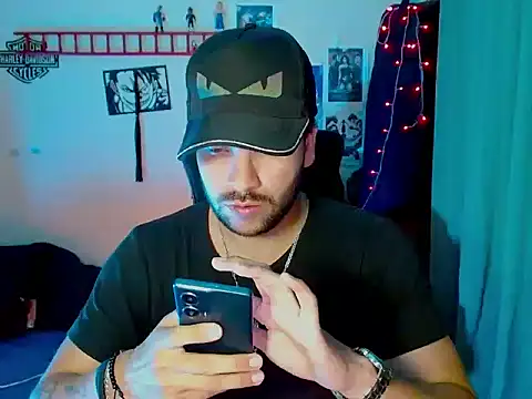 cortelioni massimo  online show from November 8, 2:48 am