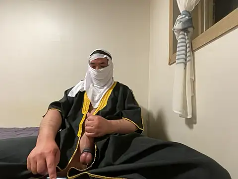 sheikhbandar06 09 online show from February 12, 6:25 pm