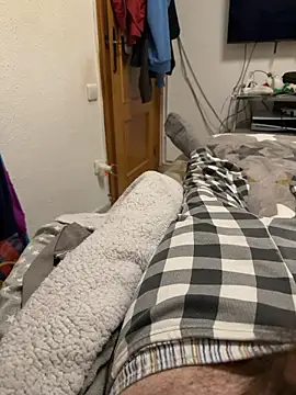 gigolobcn online show from January 17, 6:44 pm