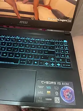 efeees35 online show from March 4, 11:12 pm