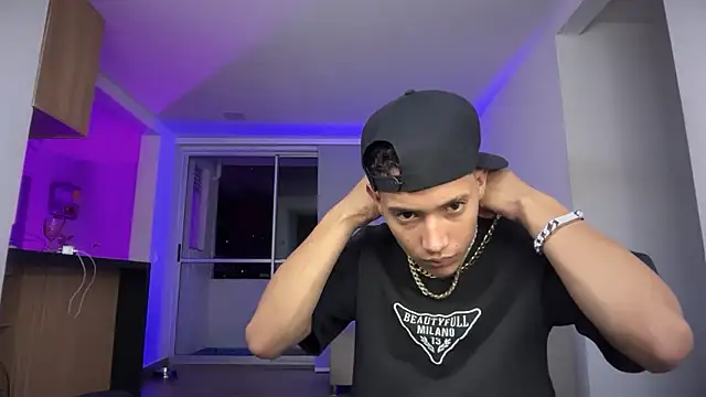 Toy boy777 online show from February 23, 3:19 am