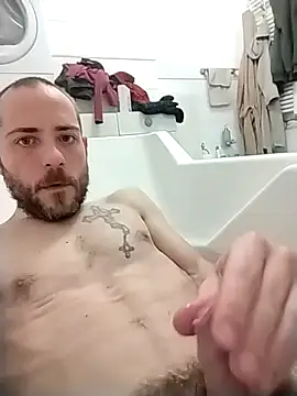 Baldassarre1990 online show from October 31, 11:41 pm