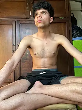 Axel-Mejia online show from November 25, 8:11 pm