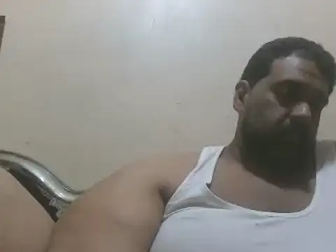 elpoop7305 online show from April 16, 9:39 pm