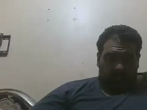 elpoop7305 online show from April 2, 11:34 pm