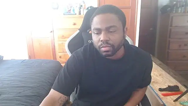 Breadwinnah online show from January 8, 10:26 pm