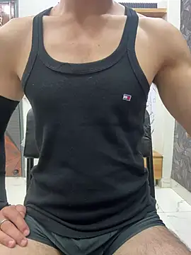 coupleyug online show from April 14, 3:22 pm