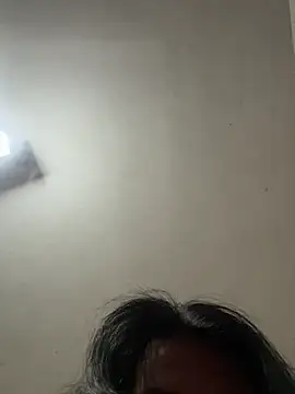 Monspeet 01 online show from November 8, 4:32 pm