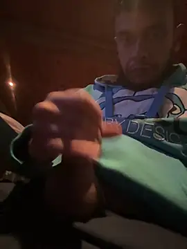 Smallboybigworld online show from June 6, 10:27 pm