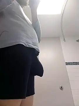 high3ndlowlife online show from November 3, 9:57 am