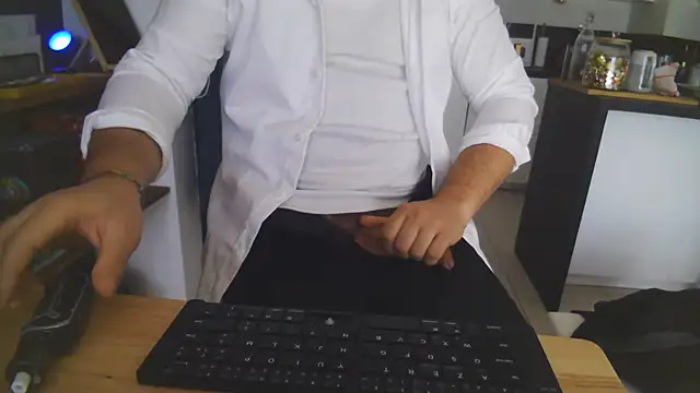 benTBM online show from November 12, 1:39 pm