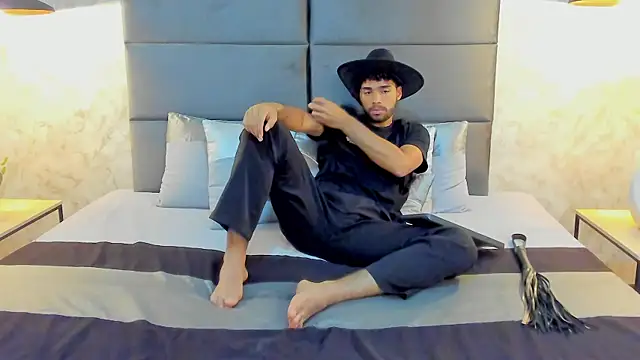 RaphaelDufort online show from September 28, 12:19 am