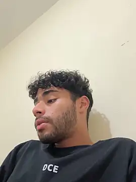 RaphaelDufort online show from November 26, 12:13 am