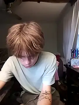 XanderOzzz online show from August 3, 12:09 am