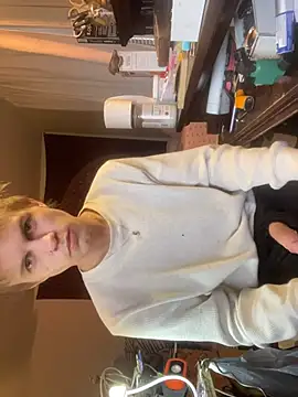 XanderOzzz online show from November 19, 9:14 pm