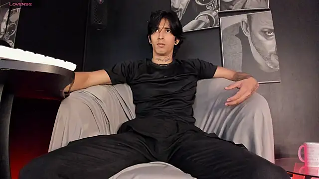 Snapshot of jett_savage chatting on September 24, 2:04 pm jett savage online show from September 24, 2:04 pm