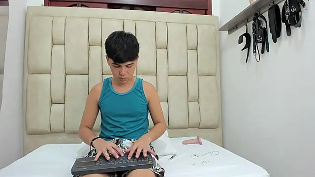 Felipe Cold online show from September 10, 2:43 am