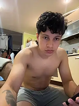 col0mbianit0 11 online show from April 21, 1:06 pm