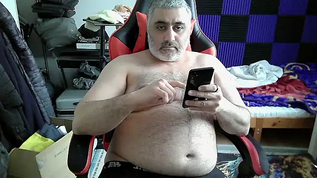 Youngboy 1985 online show from January 10, 2:10 pm