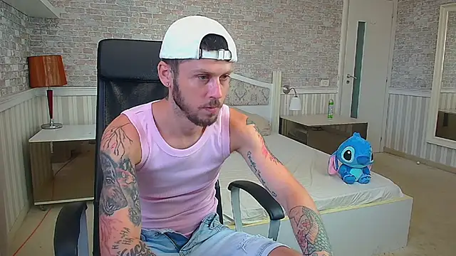 JonahShaw online show from July 19, 5:02 am