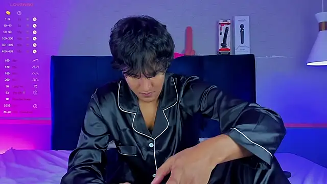 Leo Savage  online show from November 11, 4:28 am