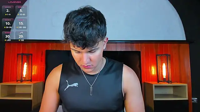 Leo Savage  online show from May 31, 4:13 am