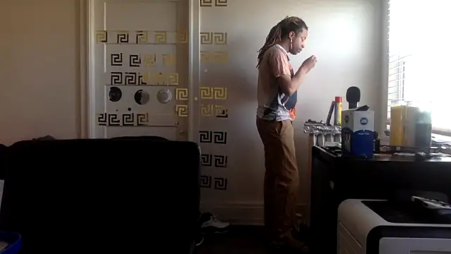 Diodre Benyoon online show from April 19, 12:21 am