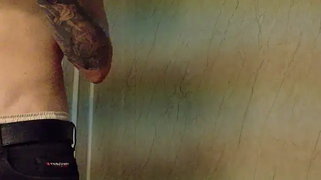 AlphaMasterXxx online show from October 19, 7:33 am