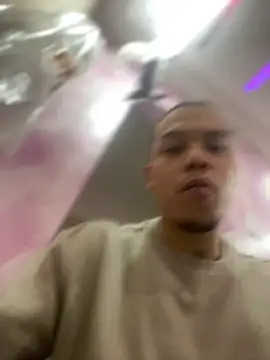 AlphaMasterXxx online show from October 21, 7:44 am