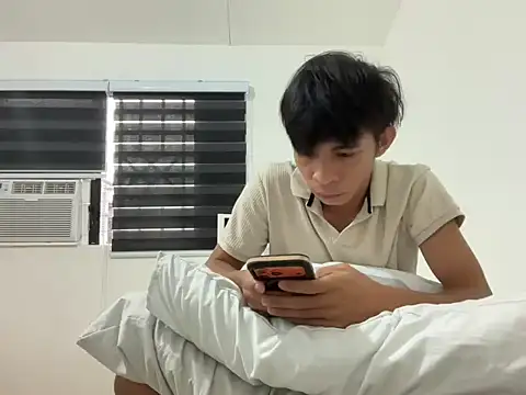 Sultry Charls online show from February 26, 8:15 am