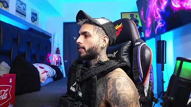 logan hugh8 online show from February 26, 6:26 am