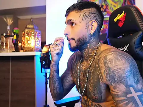 logan hugh8 online show from October 13, 11:22 pm