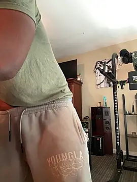 KeYBuMp323 online show from April 22, 6:45 pm