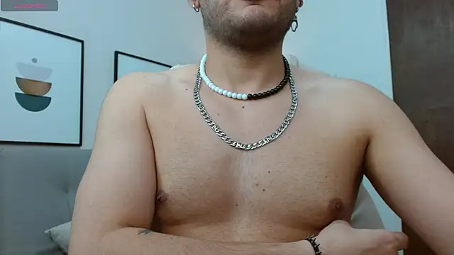   Damian    online show from November 8, 11:30 pm