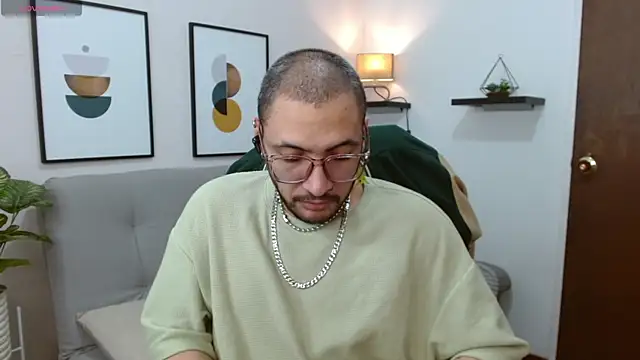   Damian    online show from October 30, 1:19 am