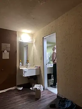 jrnice8tsix online show from March 10, 3:18 pm