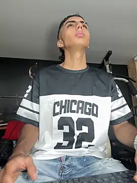 Mister Obsession online show from October 25, 7:15 pm