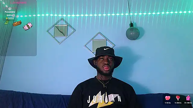 eebony stallion online show from April 13, 6:30 pm