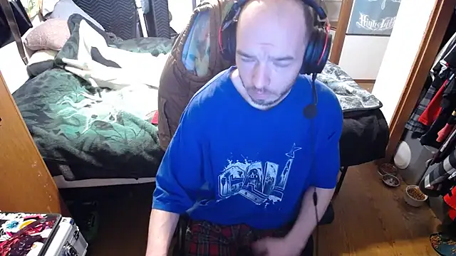 womenhateme69 online show from March 21, 10:52 am