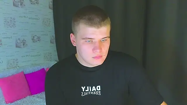 kittenmurr online show from September 27, 11:46 pm