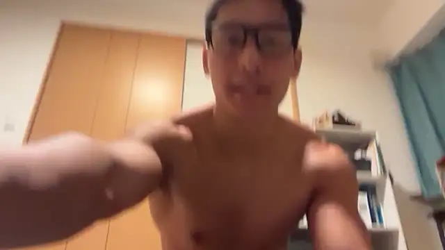 masucle216 online show from March 20, 2:43 pm