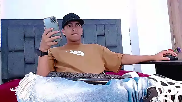 david santos16 online show from January 17, 6:54 pm