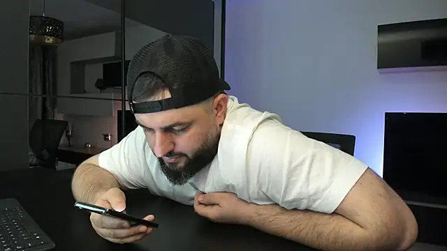 DravenPeak online show from April 18, 7:07 pm