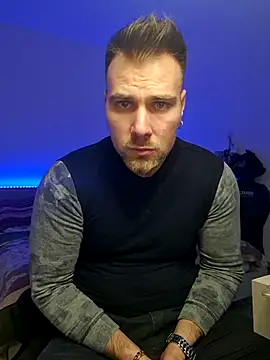 mrlyuis online show from January 7, 7:08 pm